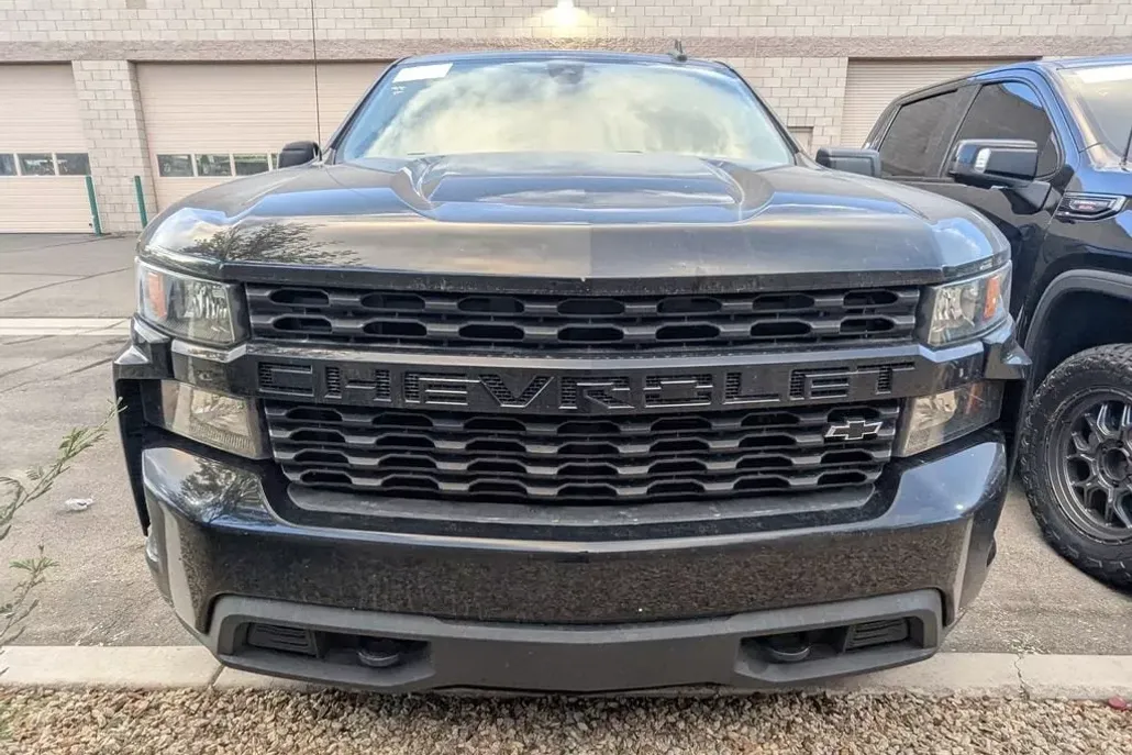 2022 Chevrolet Silverado 1500 Custom photo 1