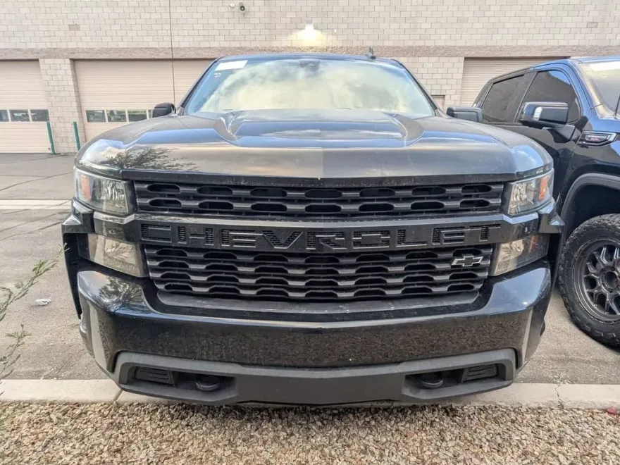 2022 Chevrolet Silverado 1500 Custom photo 1