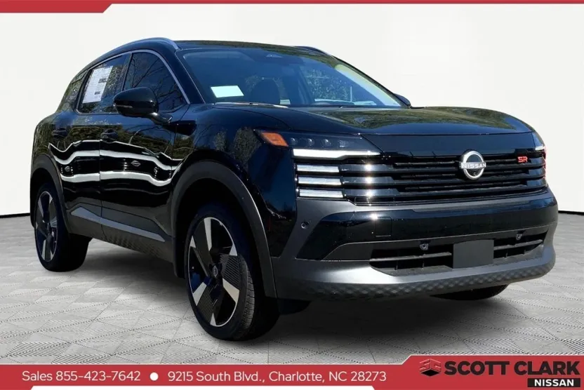 2025 Nissan Kicks SR photo 1