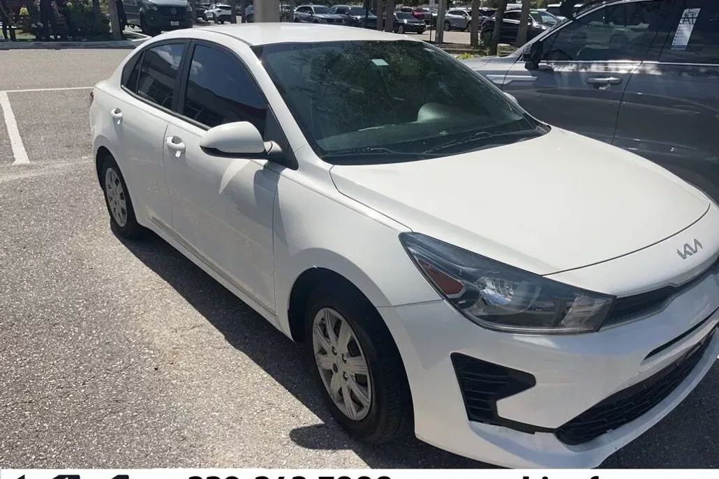 2022 Kia Rio LX S photo 1