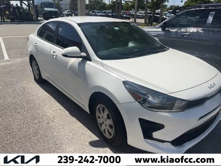 2022 Kia Rio LX S photo 1