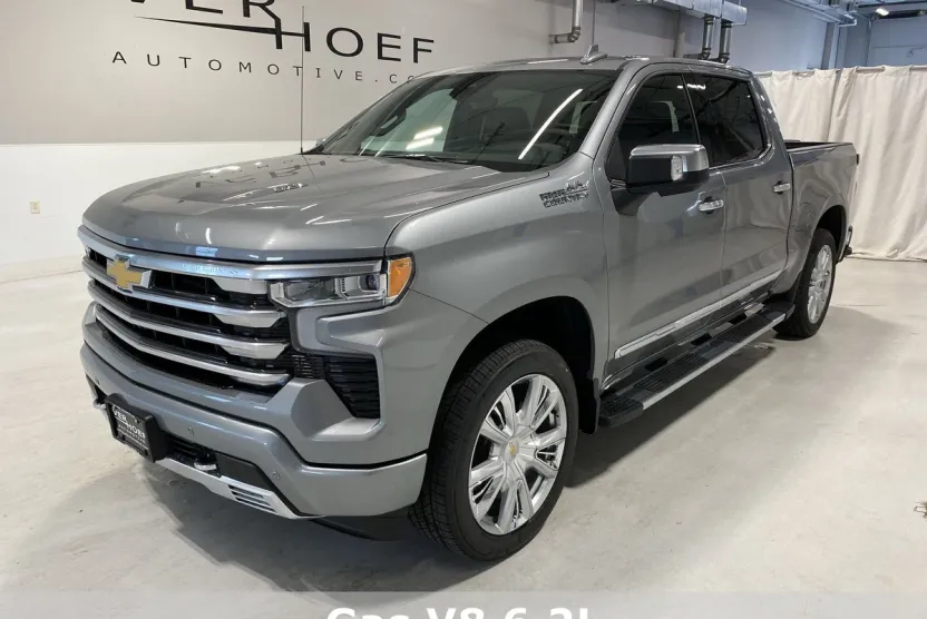 2026 Chevrolet Silverado 1500 High Country photo 1