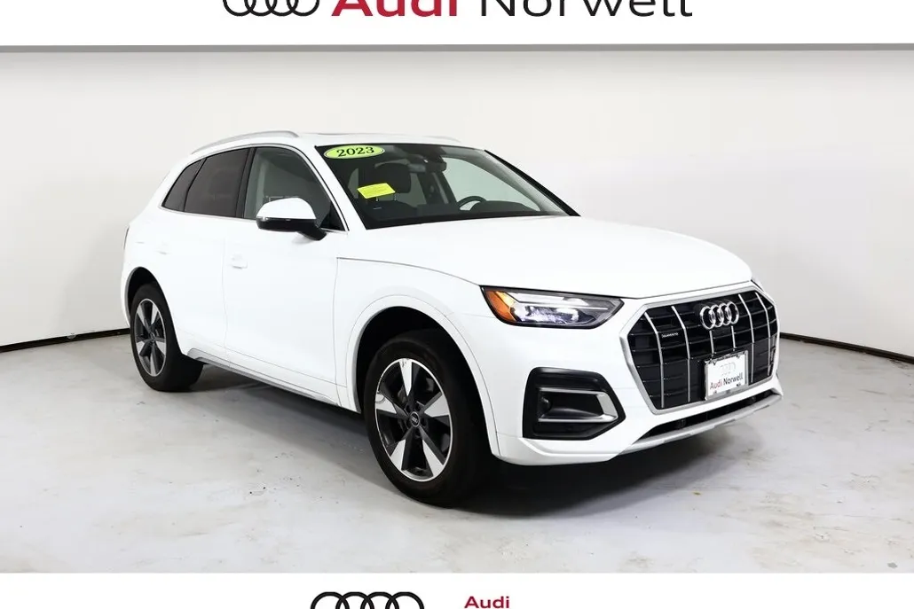 2023 Audi Q5 40 Premium Plus photo 1