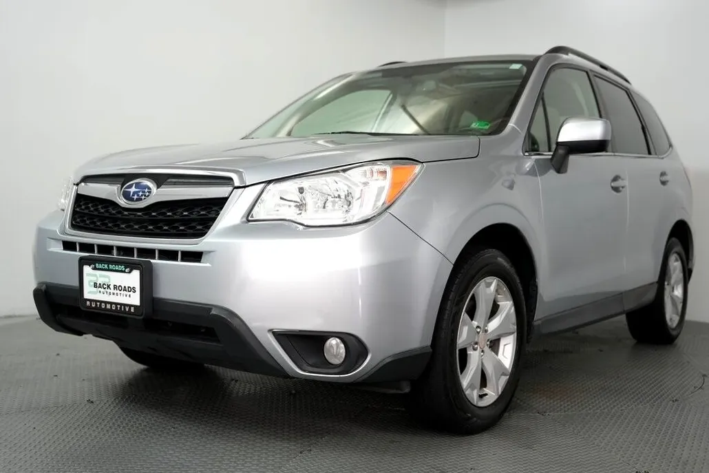 2015 Subaru Forester 2.5i Limited photo 1