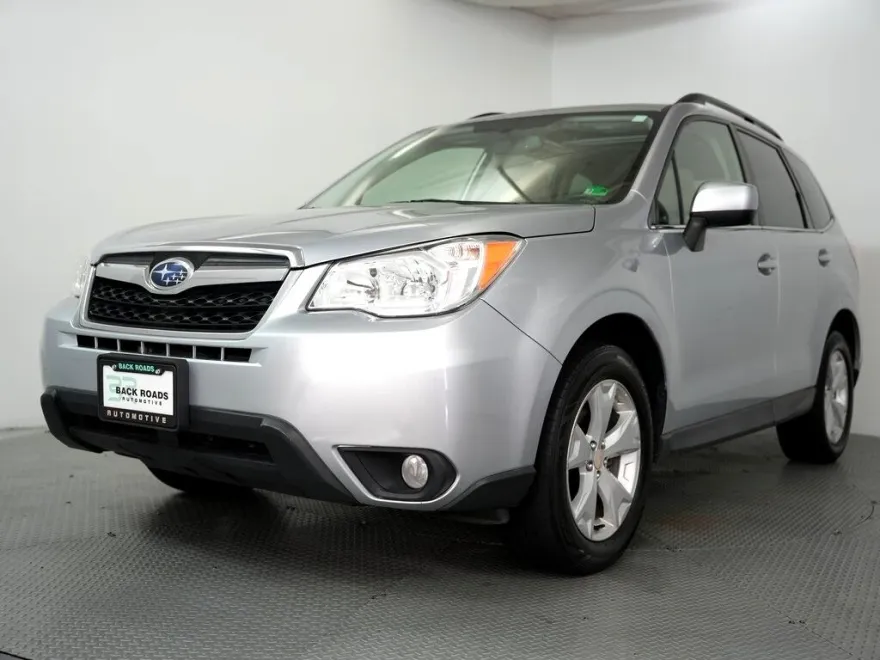 2015 Subaru Forester 2.5i Limited photo 1
