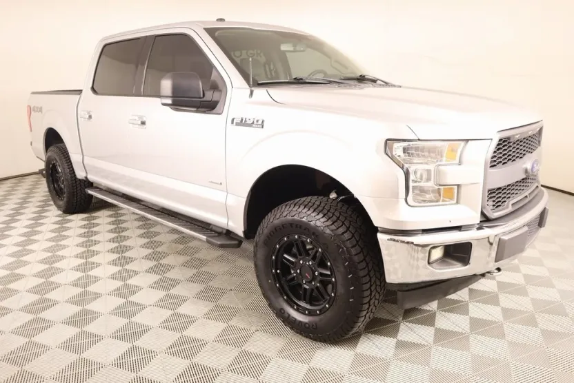 2017 Ford F-150 XLT photo 1