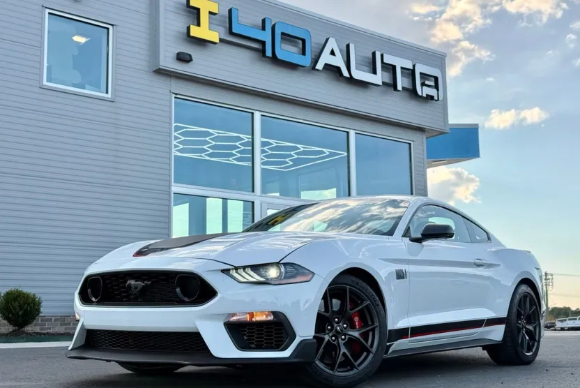 2023 Ford Mustang Mach 1 photo 1