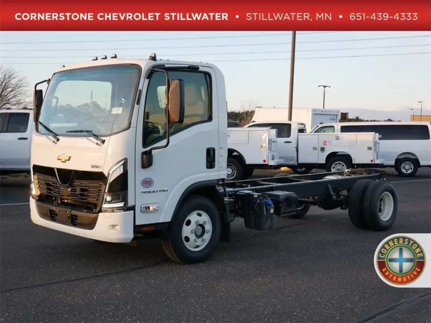 2025 Chevrolet Silverado 4500HD photo 1