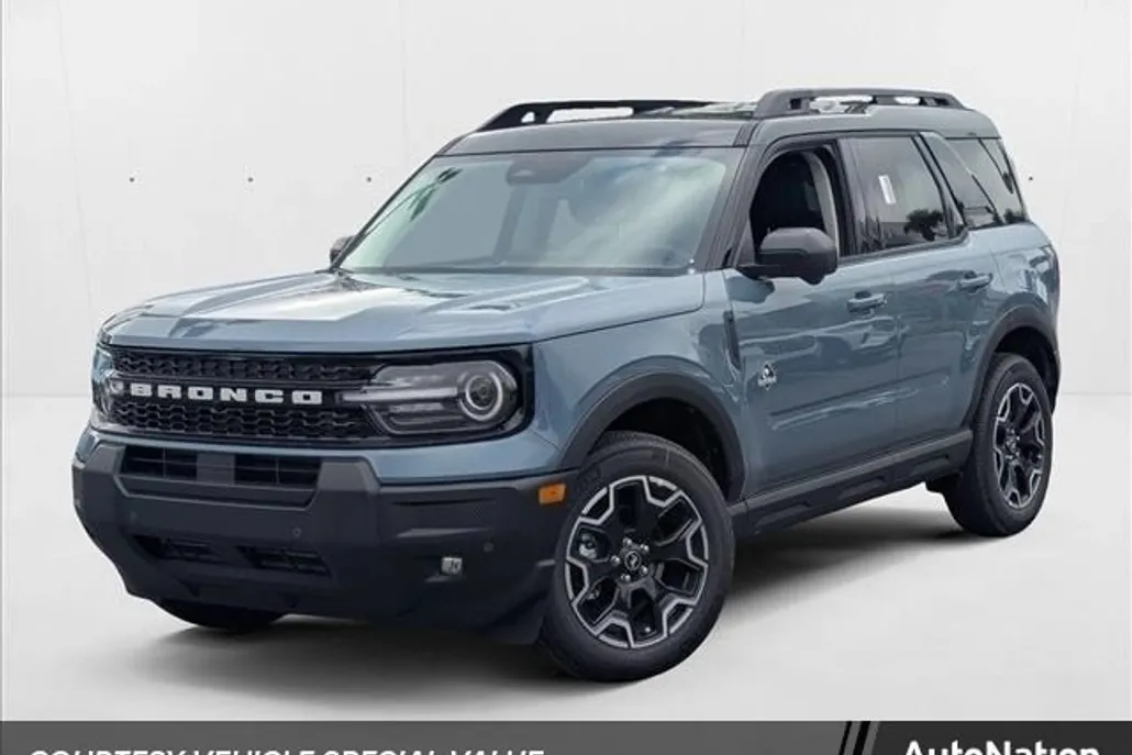 2025 Ford Bronco Sport Outer Banks photo 1