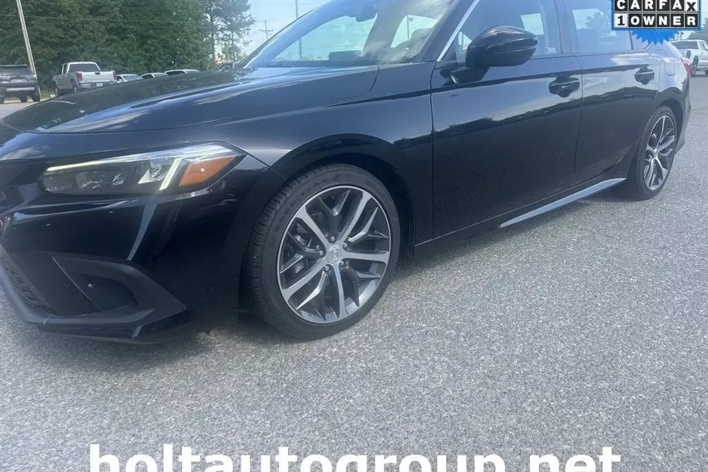 2024 Honda Civic Touring photo 1