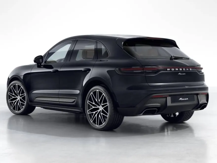 2026 Porsche Macan T photo 1