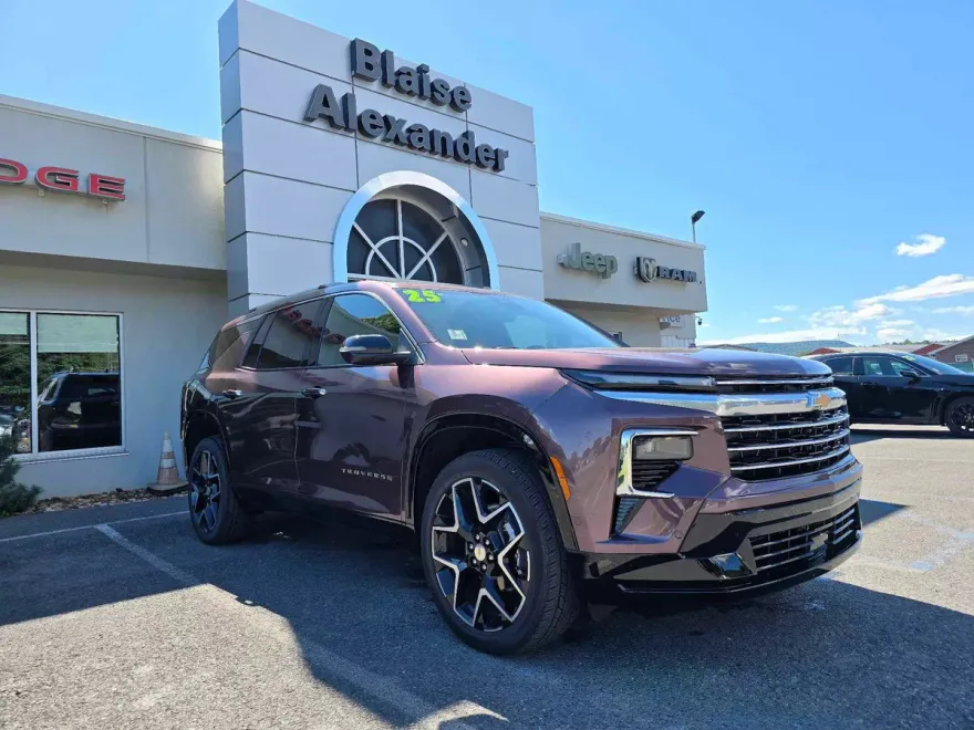 2025 Chevrolet Traverse High Country photo 1