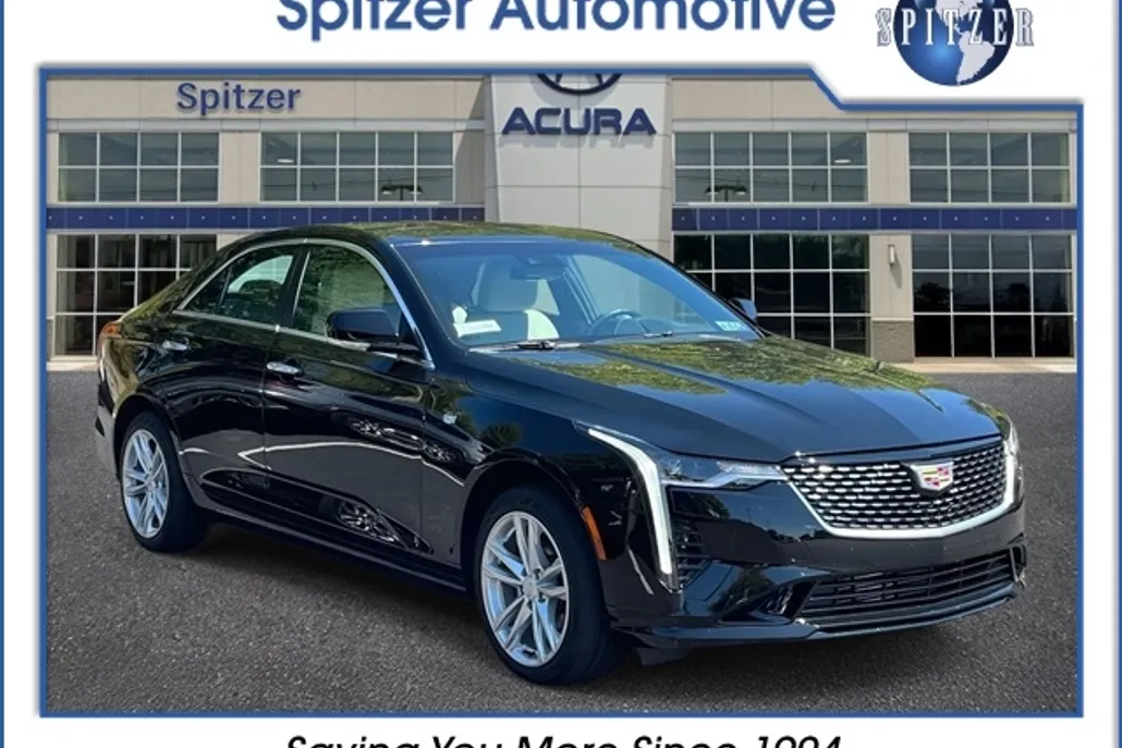 2022 Cadillac CT4 Luxury photo 1