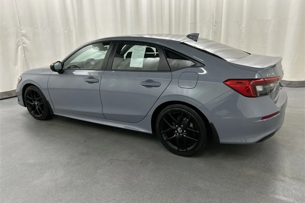 2024 Honda Civic Sport photo 1