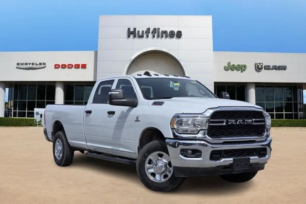 2023 Ram 3500 Tradesman photo 1