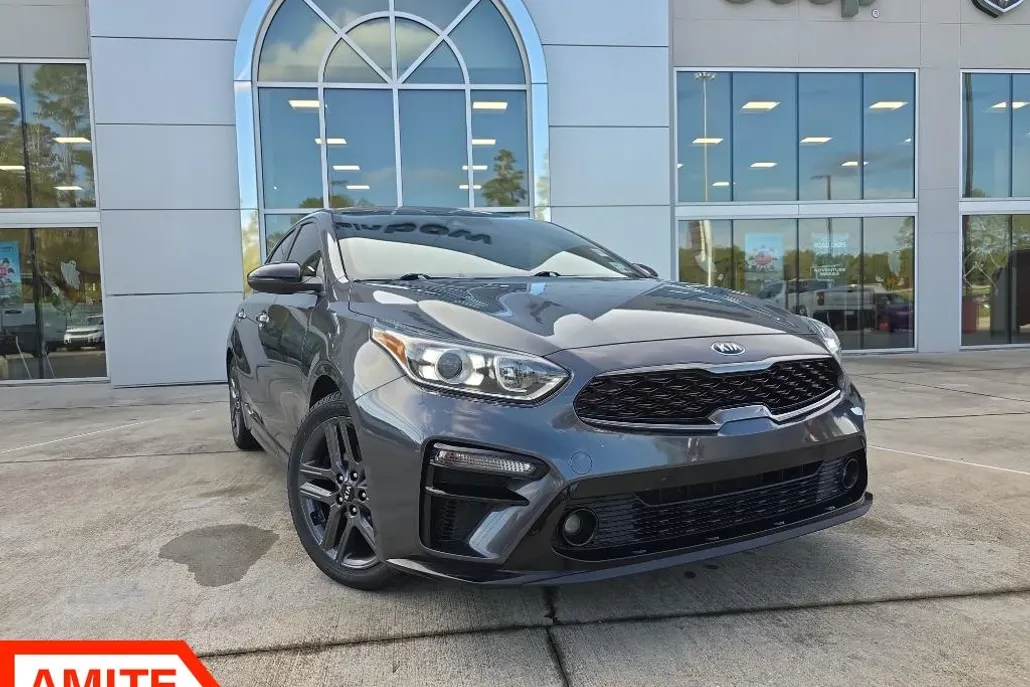 2021 Kia Forte GT-Line photo 1