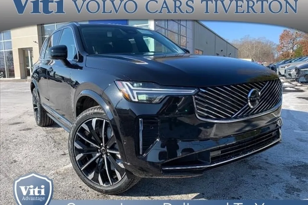 2025 Volvo XC90 T8 Plus photo 1