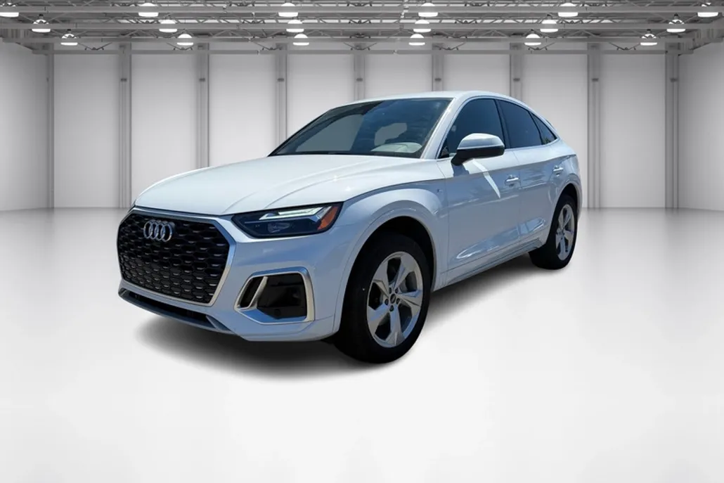 2024 Audi Q5 Sportback 45 S line Premium Plus photo 1