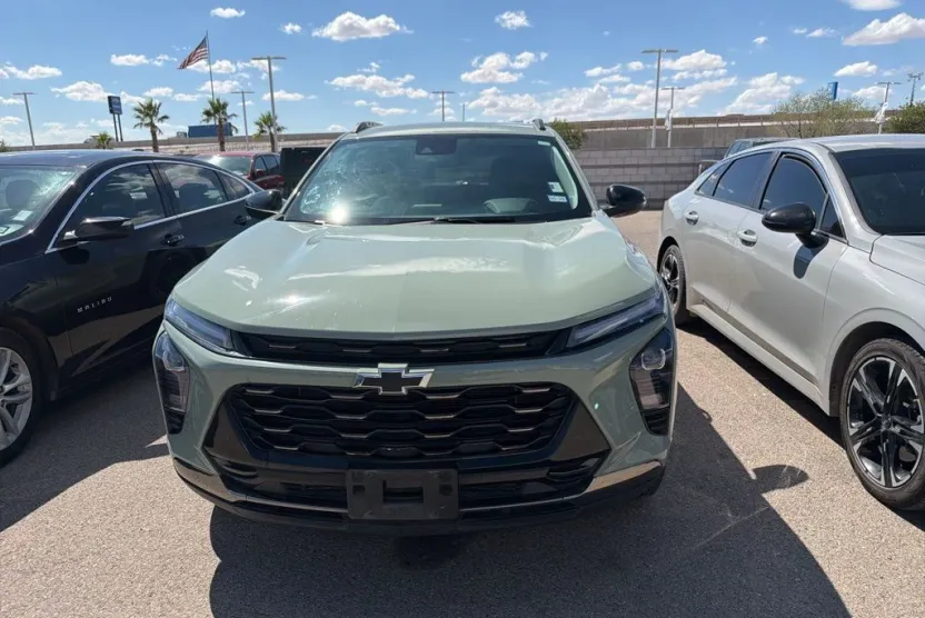 2024 Chevrolet Trax ACTIV photo 1