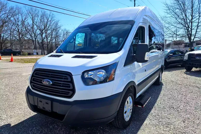 2019 Ford Transit XL photo 1