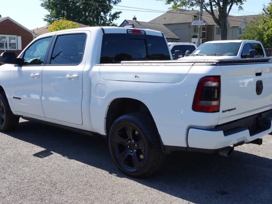 2021 Ram 1500 Sport photo 1