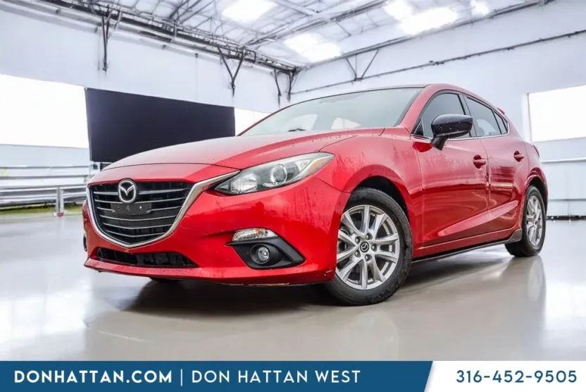 2016 Mazda Mazda3 Touring photo 1