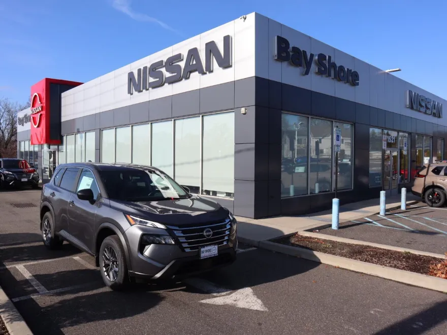 2025 Nissan Rogue S photo 1