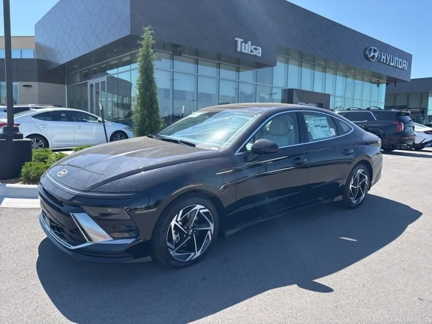 2025 Hyundai Sonata SEL Convenience photo 1