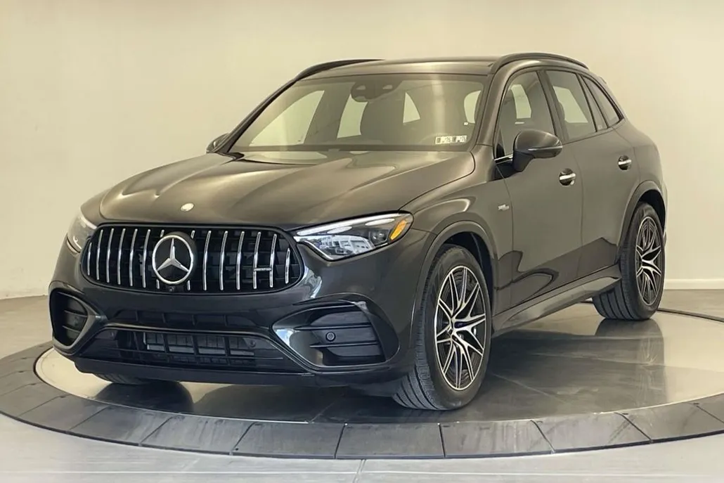 2024 Mercedes Benz GLC 43 AMG 4MATIC photo 1