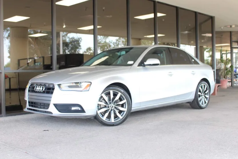 2013 Audi A4 2.0T Quattro Premium photo 1