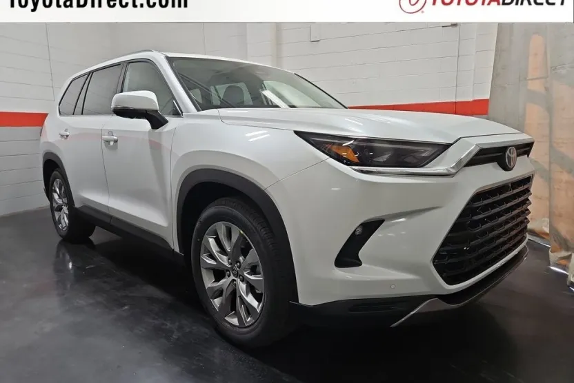 2026 Toyota Highlander Hybrid Limited photo 1