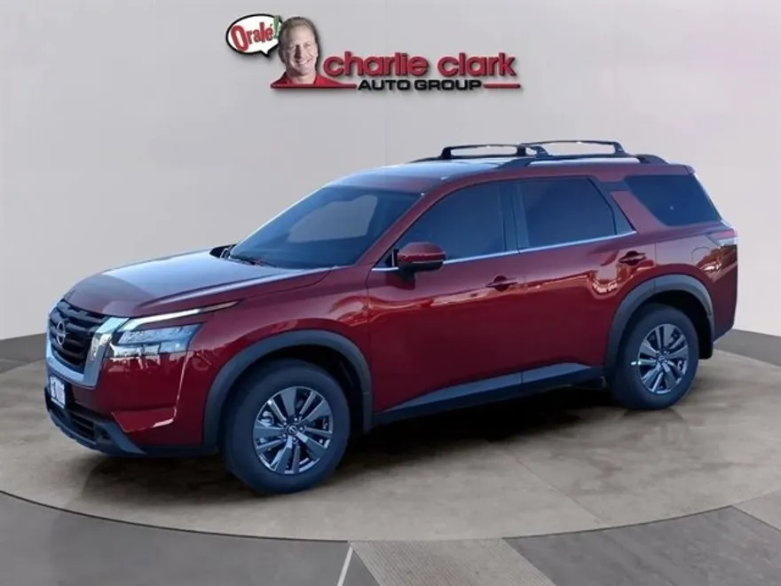 2025 Nissan Pathfinder SV photo 1
