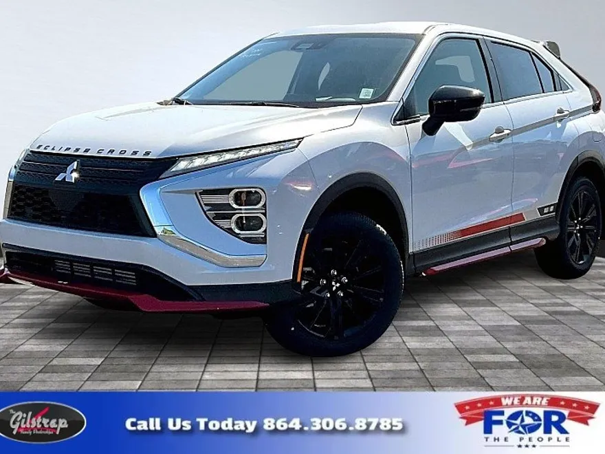 2024 Mitsubishi Eclipse Cross LE photo 1