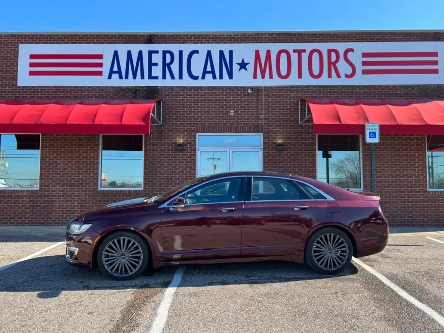 2017 Lincoln MKZ Reserve photo 1