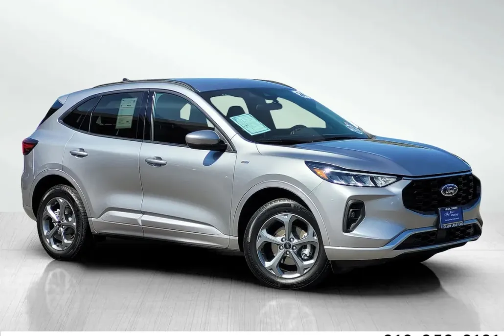 2024 Ford Escape ST-Line Select photo 1