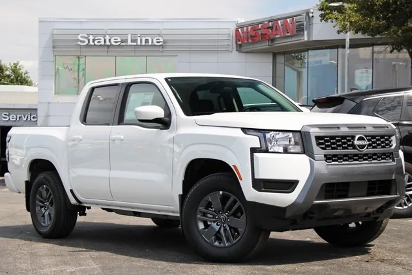 2025 Nissan Frontier SV photo 1