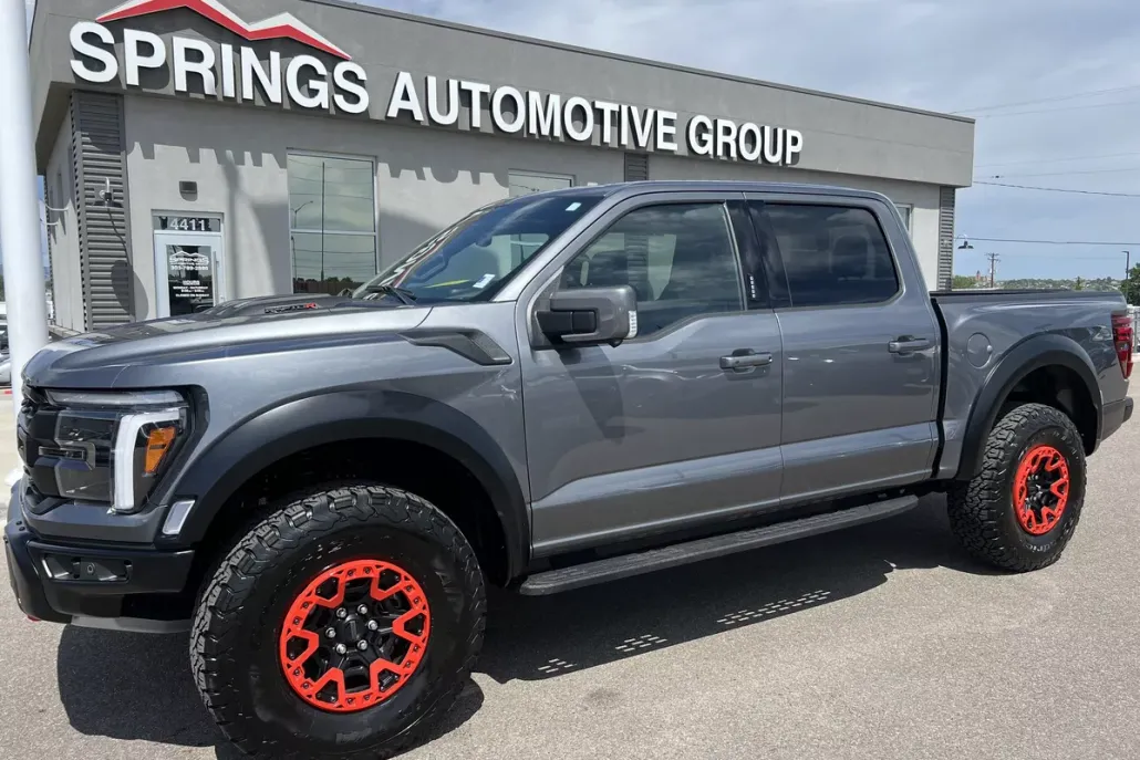 2024 Ford F-150 Raptor photo 1