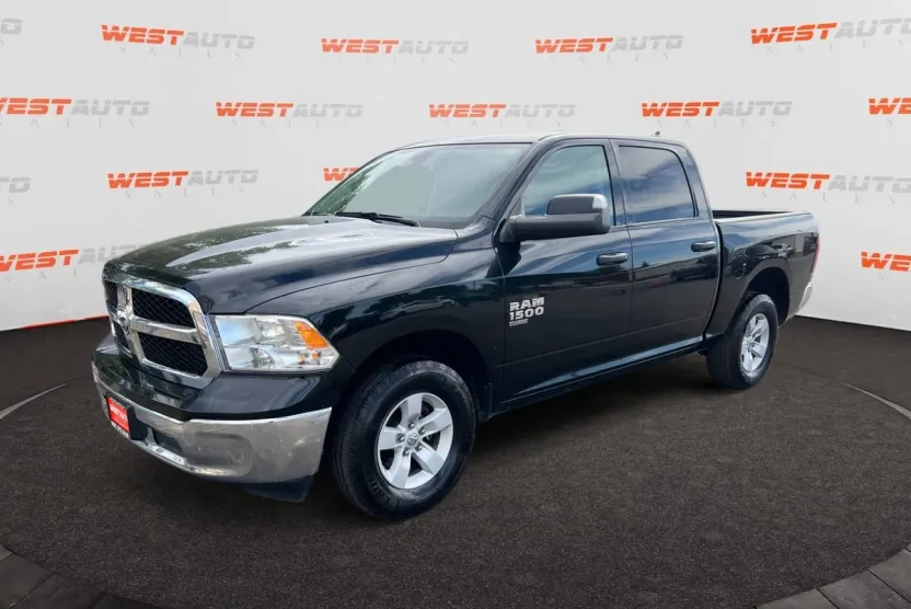 2023 Ram 1500 Classic SLT photo 1