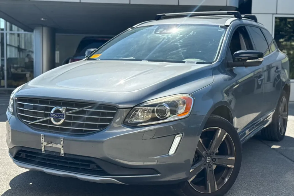 2017 Volvo XC60 Dynamic photo 1