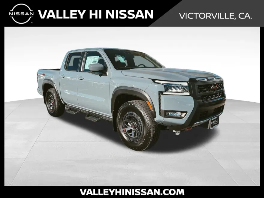 2025 Nissan Frontier PRO-4X photo 1