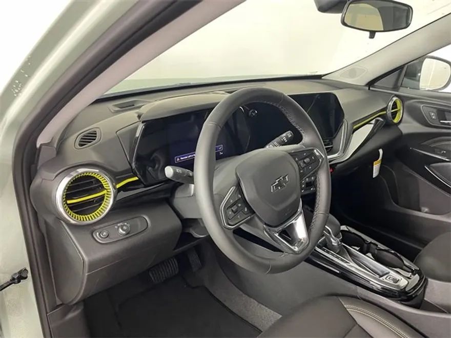 2026 Chevrolet Trax ACTIV photo 1