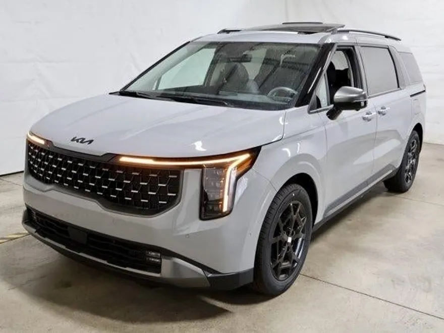 2025 Kia Carnival SX Prestige photo 1