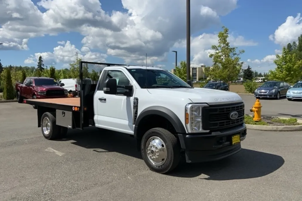 2024 Ford F-450 photo 1