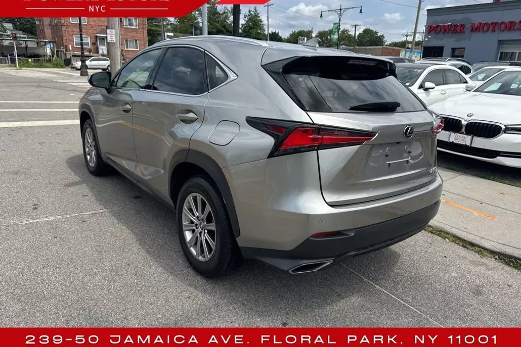 2021 Lexus NX 300 photo 1