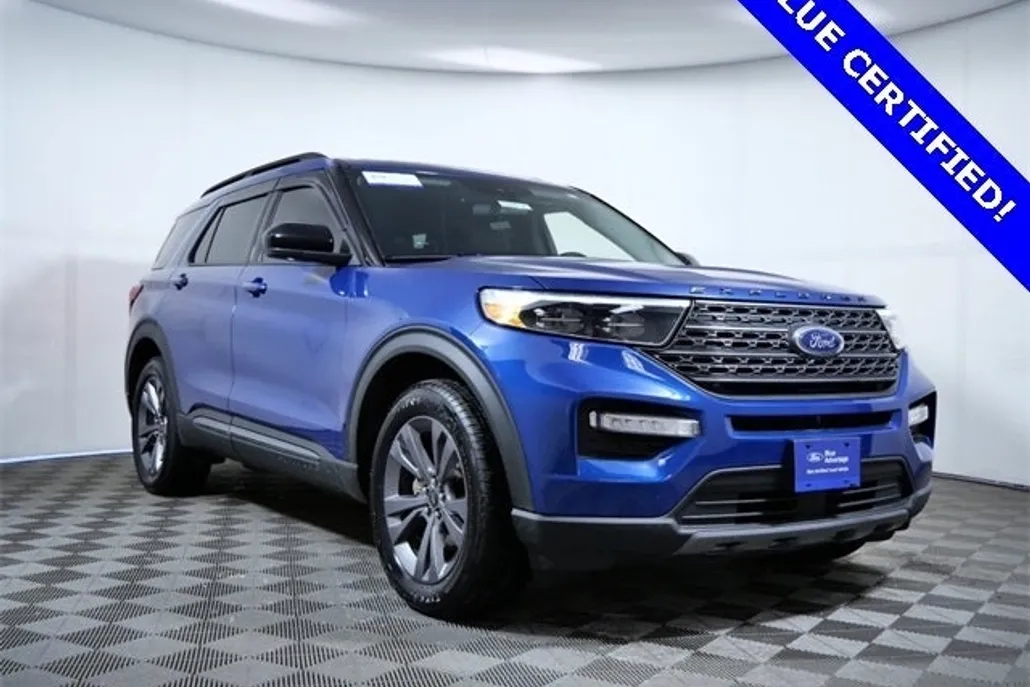 2022 Ford Explorer XLT photo 1