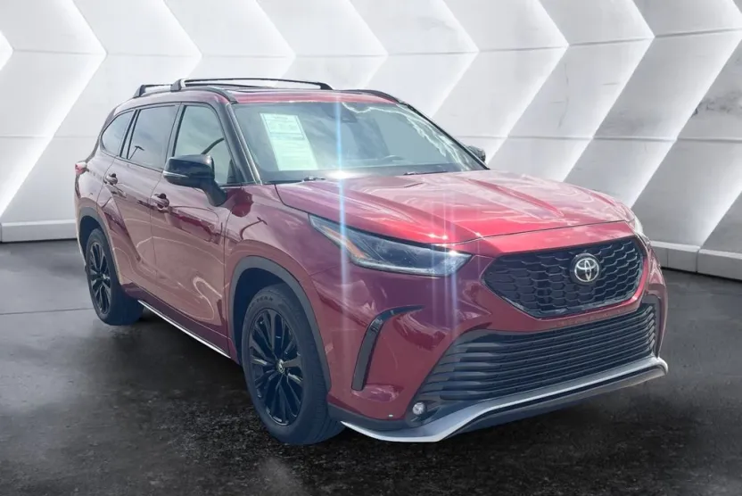 2023 Toyota Highlander XSE photo 1