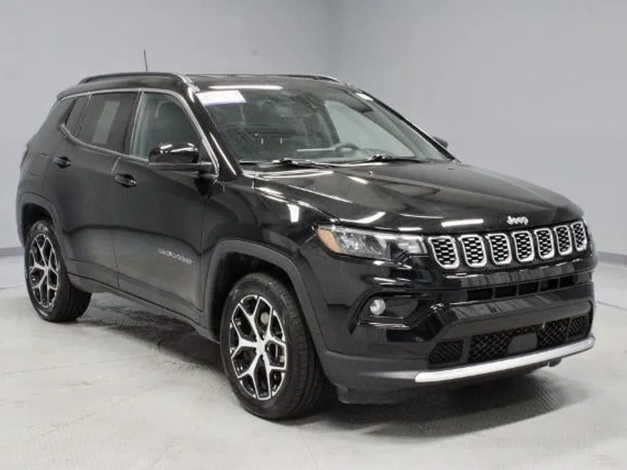 2024 Jeep Compass Limited photo 1