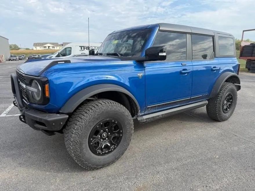 2021 Ford Bronco First Edition photo 1