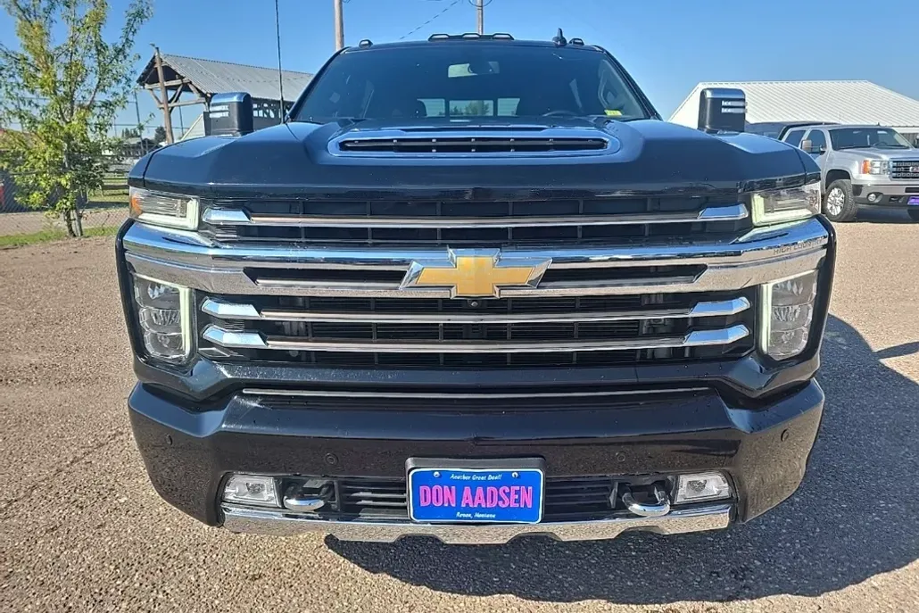 2022 Chevrolet Silverado 3500HD High Country photo 1