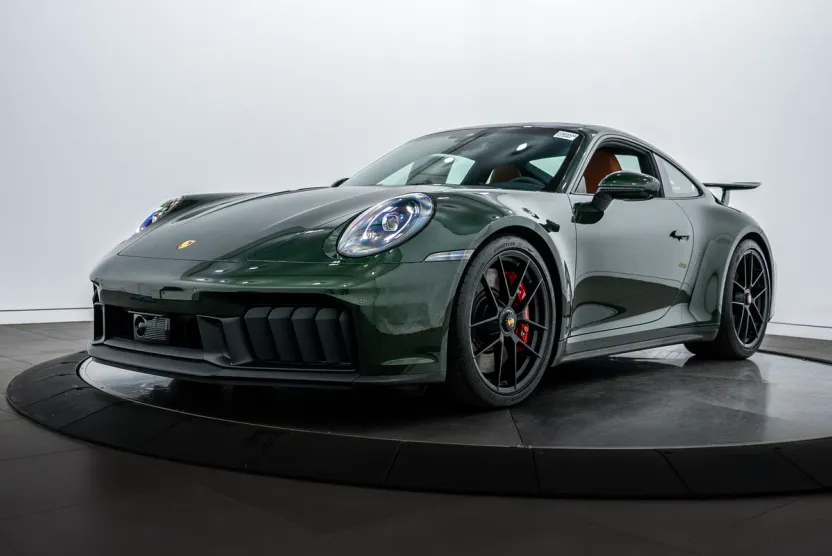 2026 Porsche 911 4 GTS photo 1